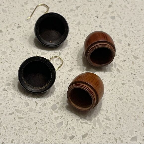 Creative Acorn-Shaped wood Earrings That Open Up - Picture 8 of 12